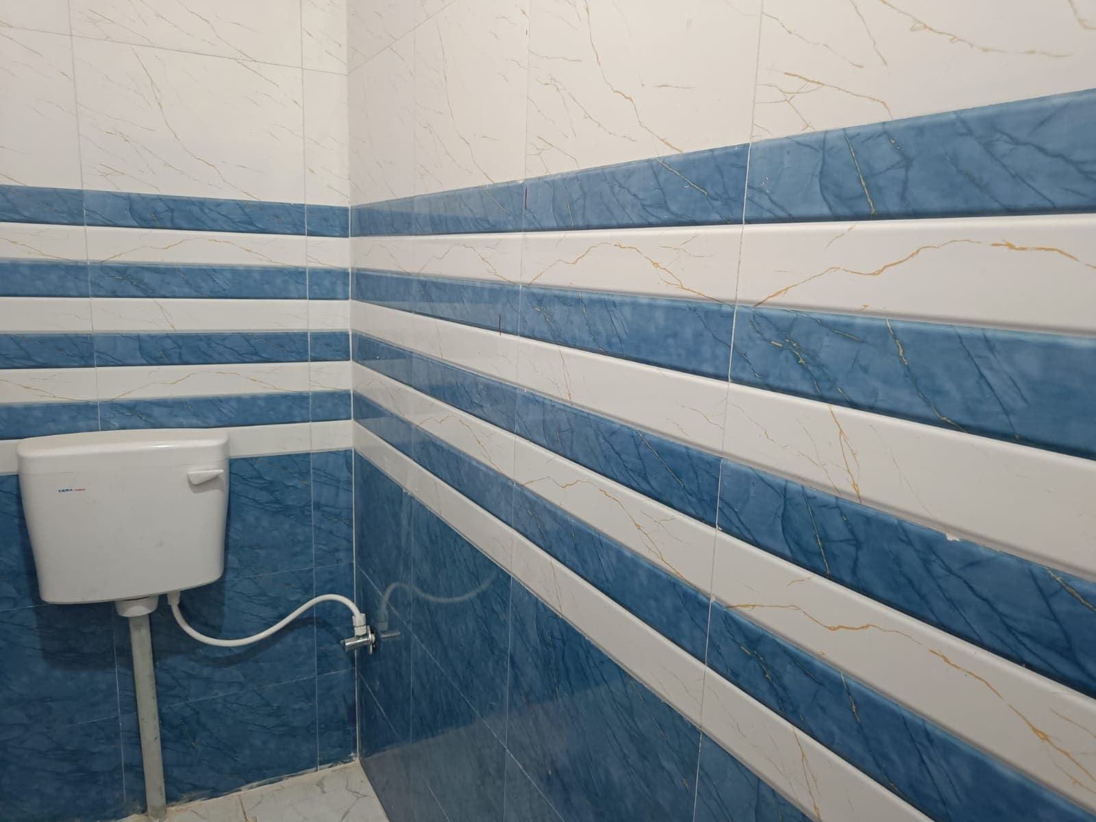 Modern 2BHK near Metro | Fully Furnished | Family Preferred - 5